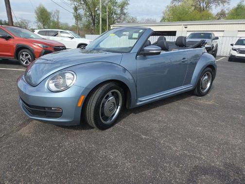 2016 Volkswagen Beetle 1.8T Denim