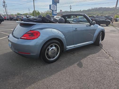 2016 Volkswagen Beetle 1.8T Denim