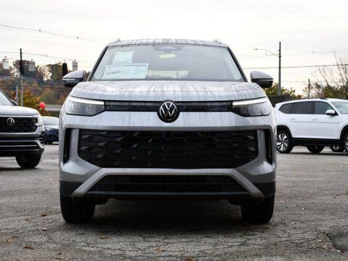pyrite silver metallic 2026 Volkswagen Tiguan 2.0T SE
