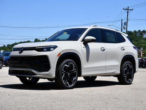 sandstone 2026 Volkswagen Tiguan 2.0T SEL R-Line 4MOTION