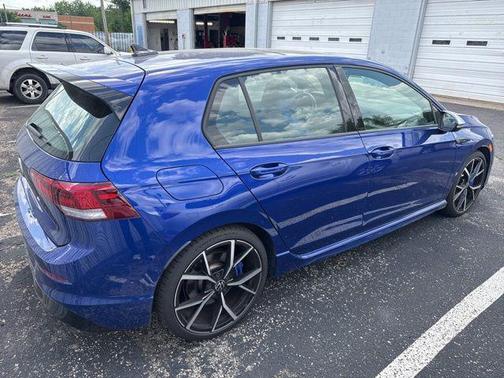 Lapiz Blue Metallic 2024 Volkswagen Golf R 2.0T DSG