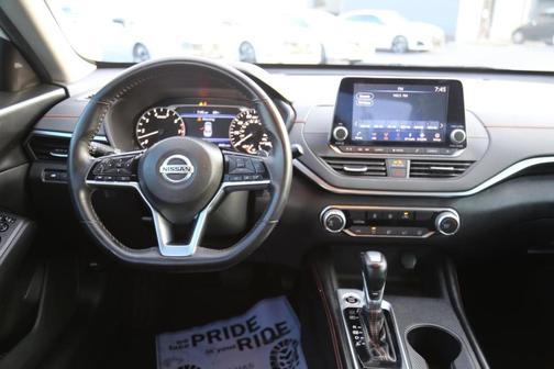 2021 Nissan Altima 2.5 SR