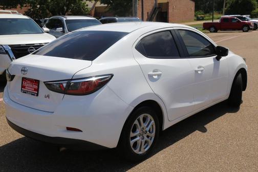 2016 Scion iA Base