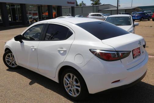 2016 Scion iA Base
