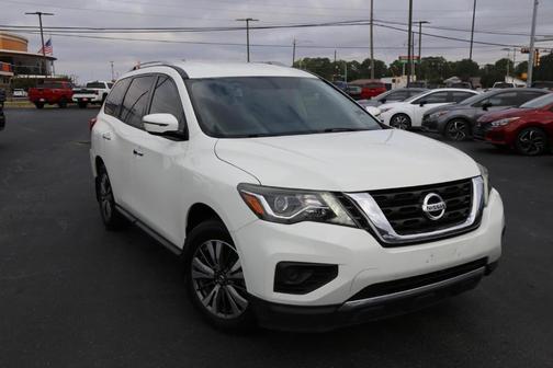 2017 Nissan Pathfinder S