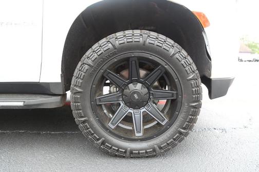 Summit White 2022 Chevrolet Tahoe LS