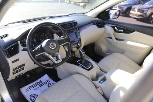 2021 Nissan Rogue Sport SV