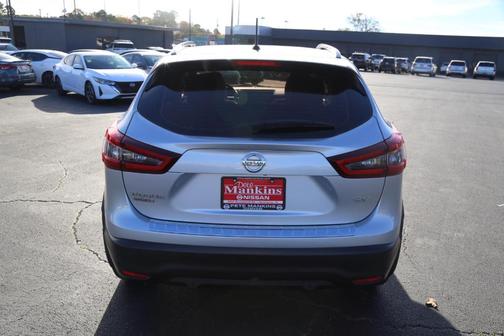 2021 Nissan Rogue Sport SV