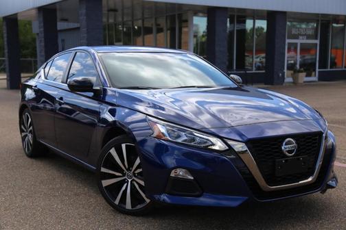 2022 Nissan Altima 2.5 SR