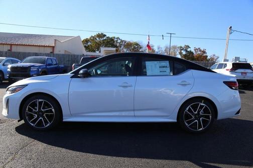 2025 Nissan Sentra SR