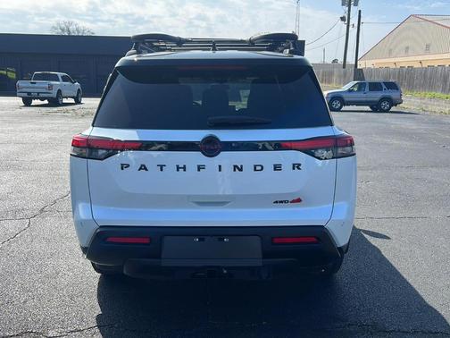 2026 Nissan Pathfinder Rock Creek