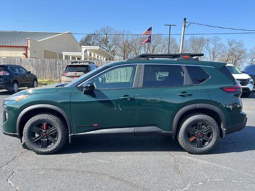 2026 Nissan Rogue Rock Creek