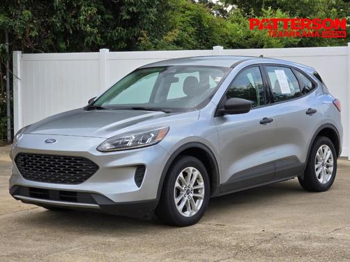 Iconic Silver Metallic 2022 Ford Escape S