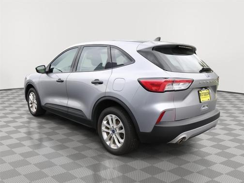 Iconic Silver Metallic 2022 Ford Escape S