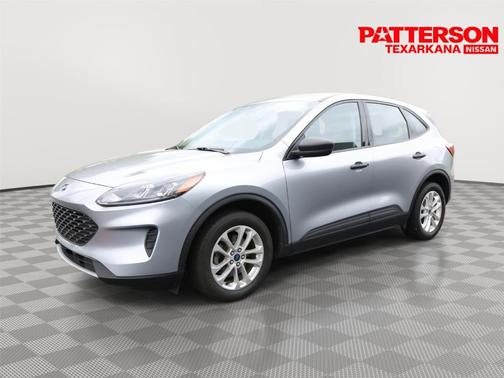 Iconic Silver Metallic 2022 Ford Escape S