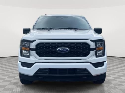 Oxford White 2023 Ford F-150 XL