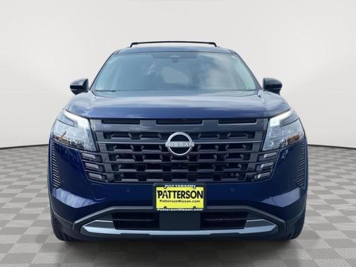 Deep Ocean Blue 2026 Nissan Pathfinder SL