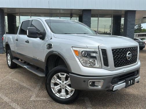 2017 Nissan Titan XD PRO-4X