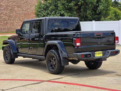 Black Clearcoat 2023 Jeep Gladiator Sport