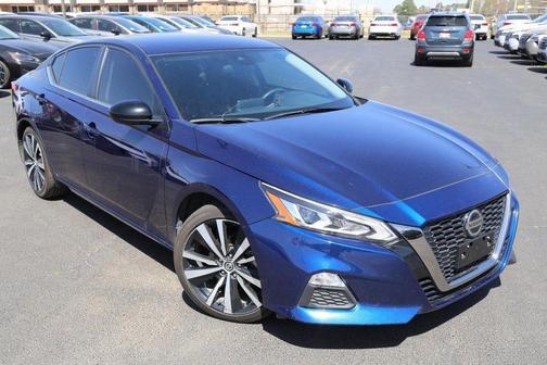 2022 Nissan Altima 2.5 SR