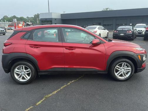 2021 Hyundai KONA SE