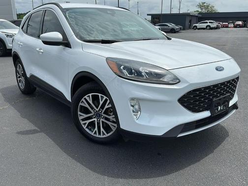 2021 Ford Escape SEL