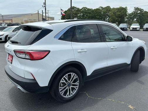 2021 Ford Escape SEL