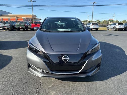 2024 Nissan Leaf SV PLUS