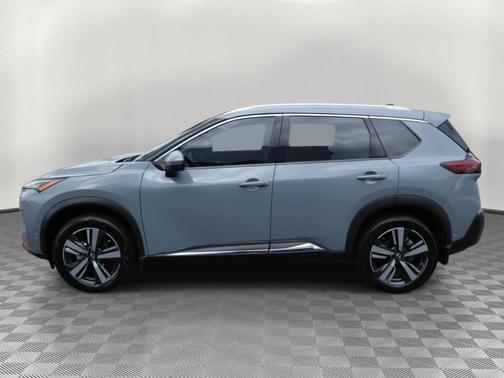 Boulder Gray Pearl 2023 Nissan Rogue SL