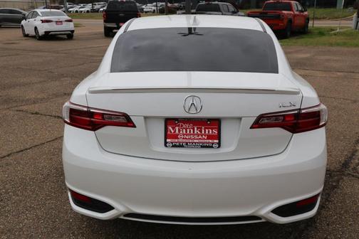 2016 Acura ILX Premium & A-SPEC Packages