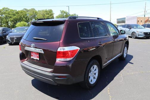 2013 Toyota Highlander Base