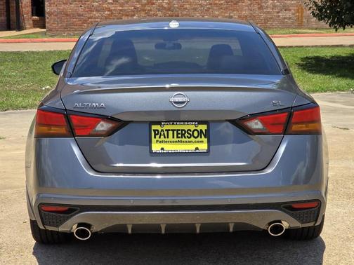 Gun Metallic 2025 Nissan Altima SL