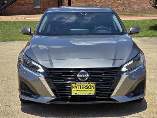 Gun Metallic 2025 Nissan Altima SL
