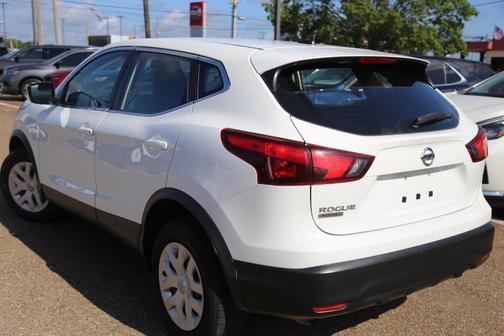 2019 Nissan Rogue Sport S