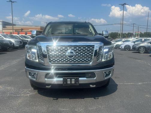 2016 Nissan Titan XD SL