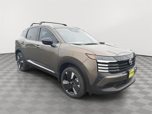 Canyon Bronze M 2026 Nissan Kicks SR