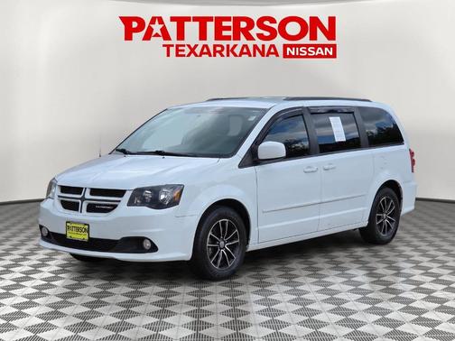 Bright White Clearcoat 2016 Dodge Grand Caravan R/T