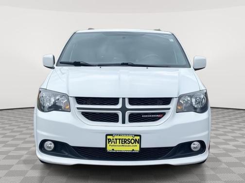 Bright White Clearcoat 2016 Dodge Grand Caravan R/T