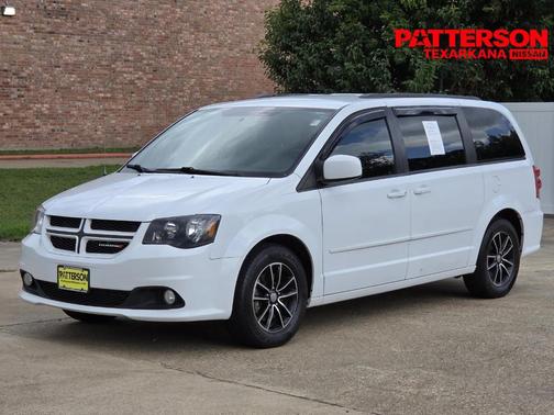 Bright White Clearcoat 2016 Dodge Grand Caravan R/T