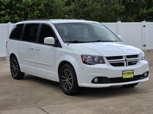 Bright White Clearcoat 2016 Dodge Grand Caravan R/T