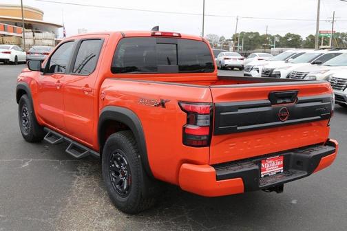 2025 Nissan Frontier PRO-X