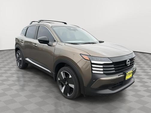 Canyon Bronze M 2026 Nissan Kicks SR