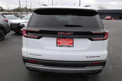 2024 GMC Acadia Elevation