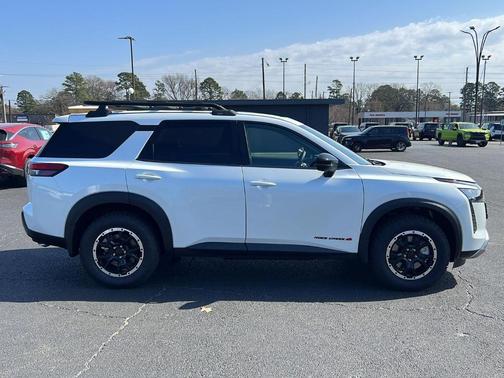 2026 Nissan Pathfinder Rock Creek