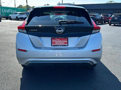 2023 Nissan Leaf S