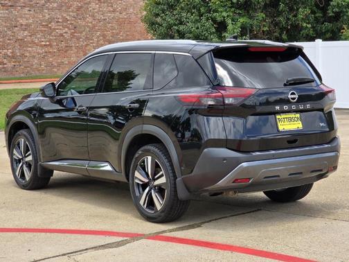 Black 2023 Nissan Rogue SL