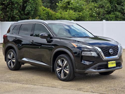 Black 2023 Nissan Rogue SL