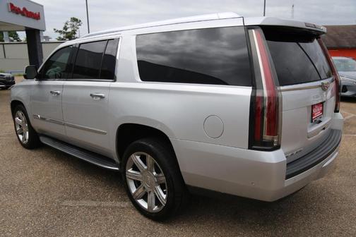 2019 Cadillac Escalade ESV Luxury