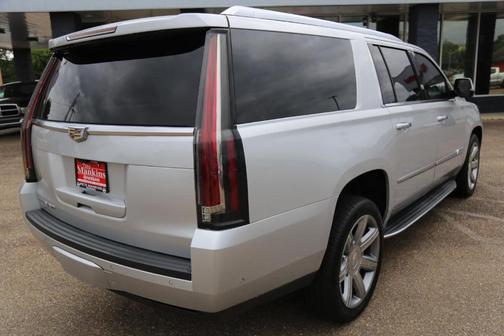 2019 Cadillac Escalade ESV Luxury