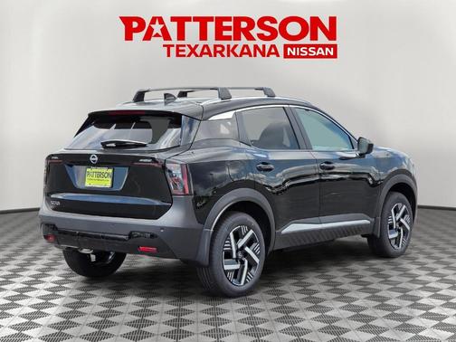 Super Black 2026 Nissan Kicks SV